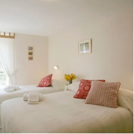 Des Arts Hotel Puybrun